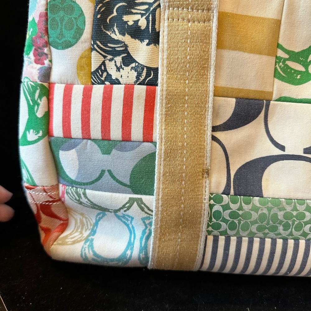 Coach Hampton 2006 Patchwork Canvas Tote in Multicolor with Tan Straps Vintage - Picture 9 of 15